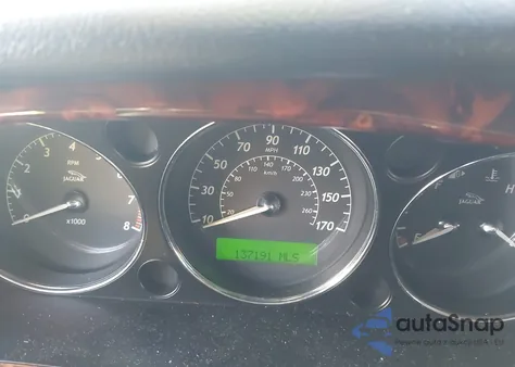 2006 Jaguar Xj Xj8 from USA, damaged, VIN SAJWA71B76SH02995